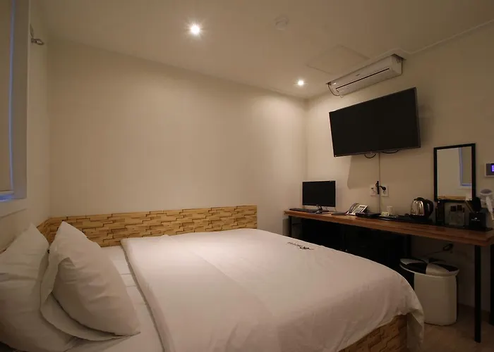Ara Hotel